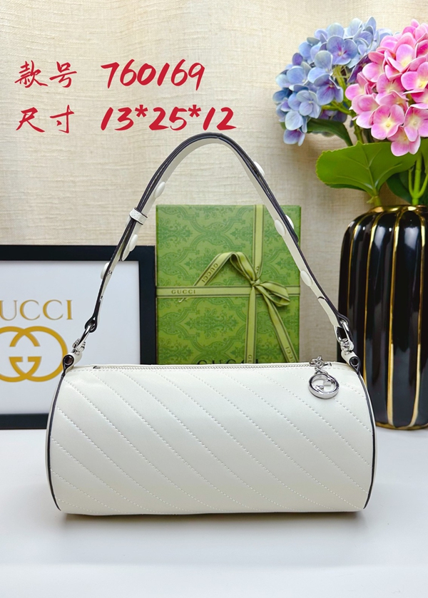 激安グッチバッグコピー正面デザイン